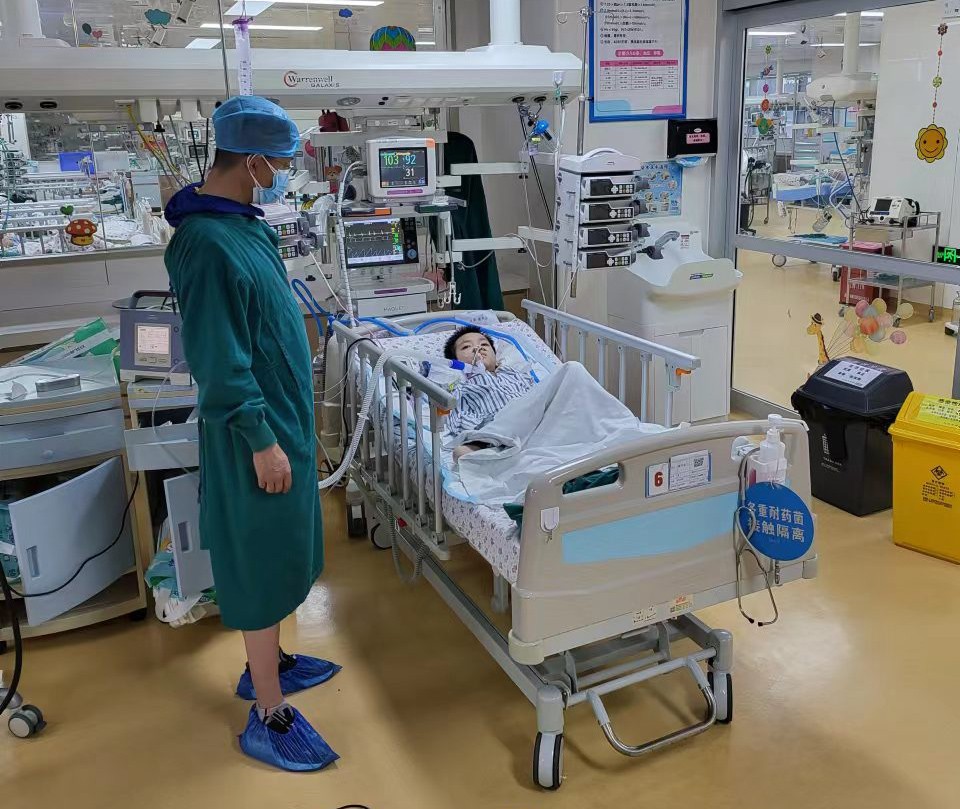 景宁跨省救护车出租公司